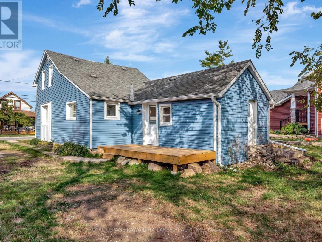 19 PRINCE STREET E, 