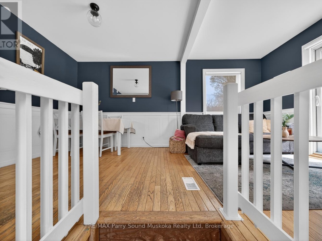 23 HIGHLAND CRESCENT, Parry Sound