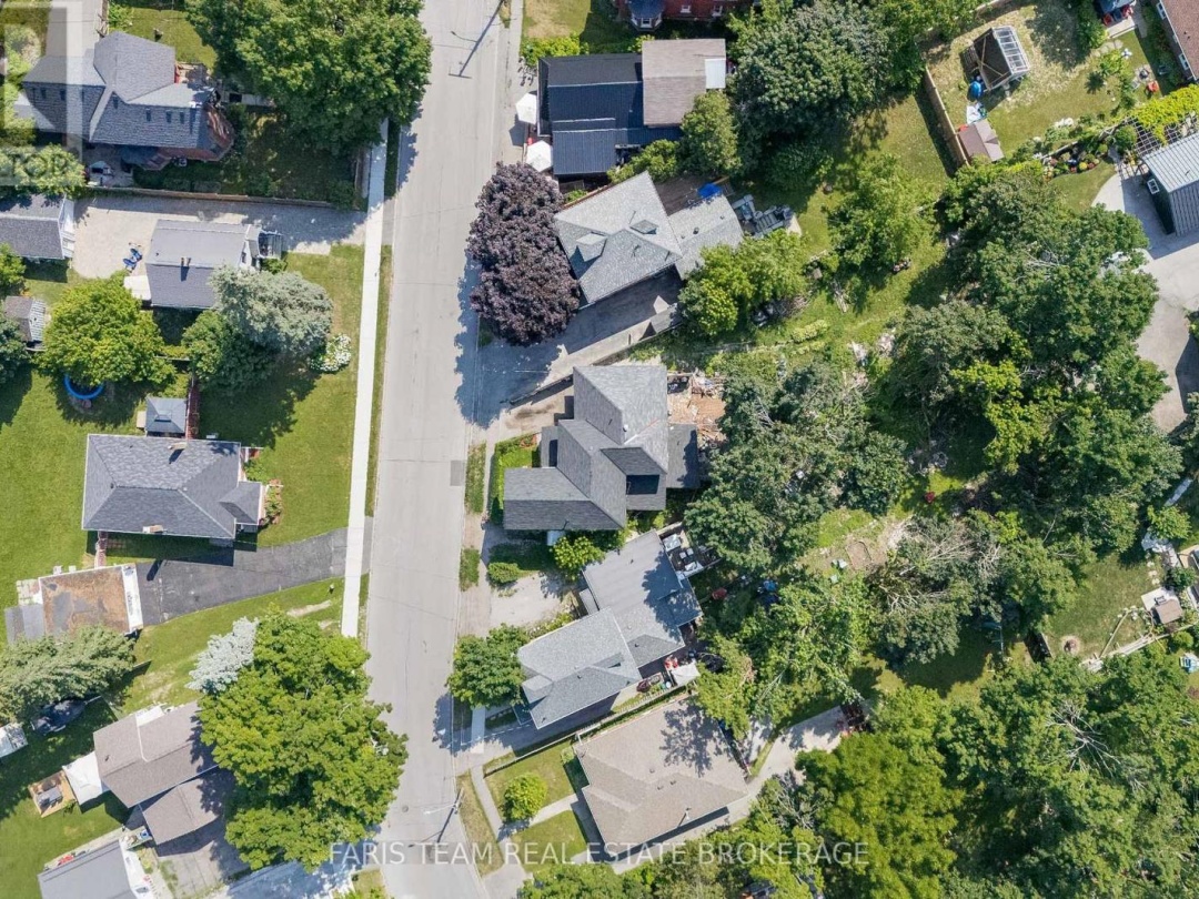 195 NOTTAWASAGA STREET, 