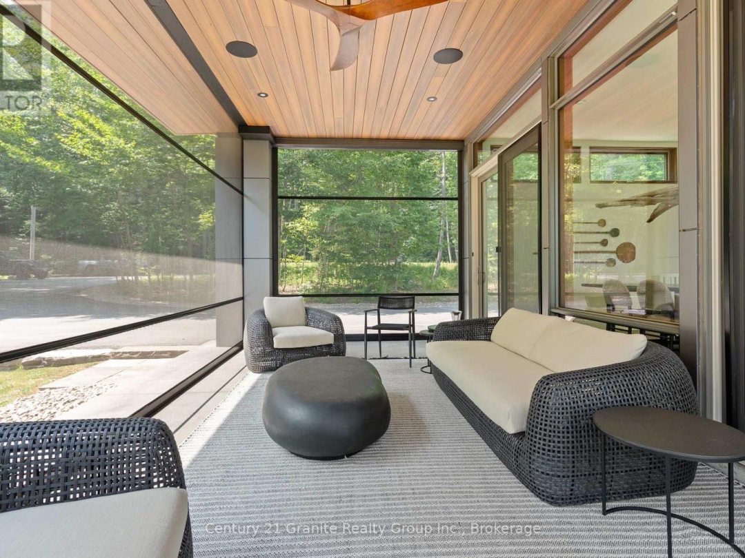 1085 GRACE ROAD, 