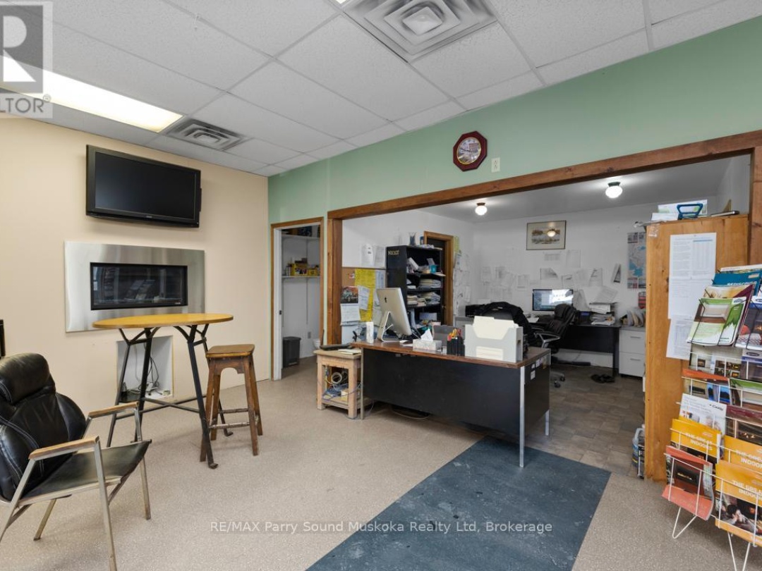 111 JAMES STREET, Parry Sound