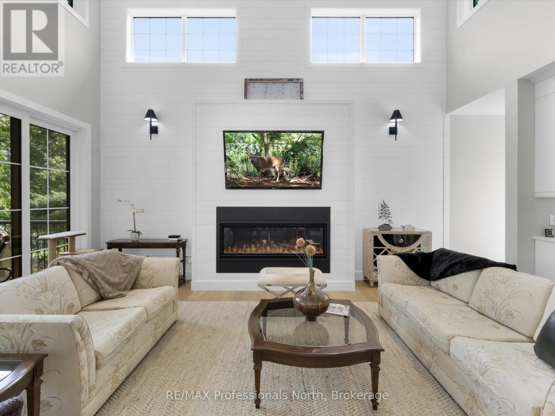 211 HOLDITCH STREET, 