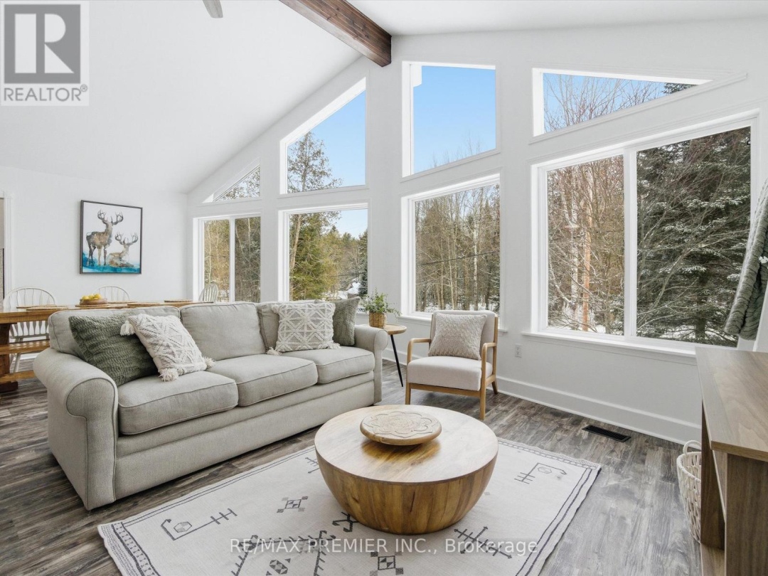 1131 SPRINGDALE PARK ROAD, North Branch Muskoka River