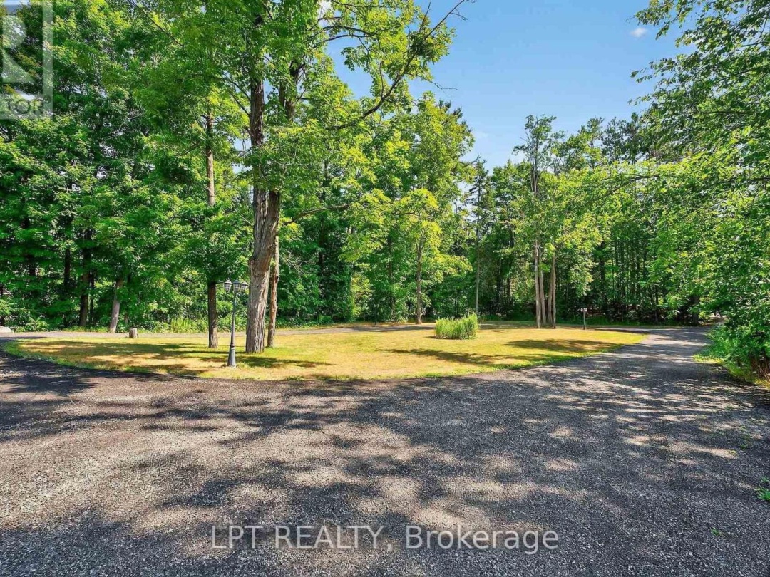 92 TATE'S BAY ROAD, Trent Lakes