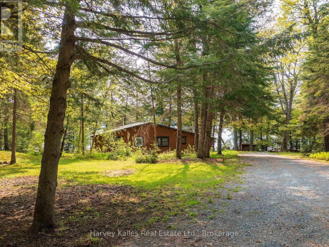 1033 SCOTT LANE, Oxbow Lake
