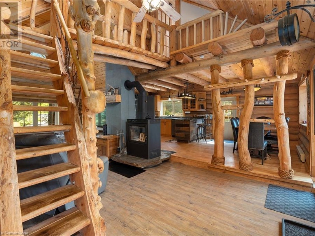 235 LOCH ERNE Road, 
