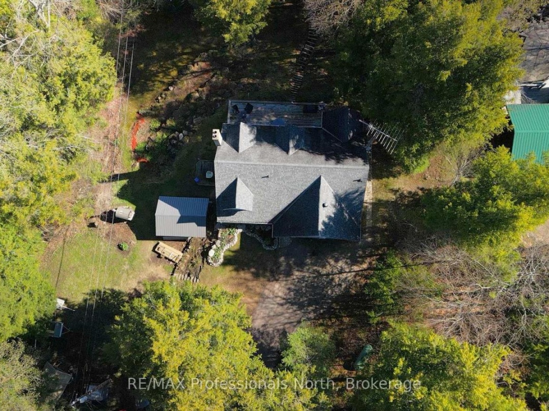 1392 TENNYSON ROAD, Bob Lake