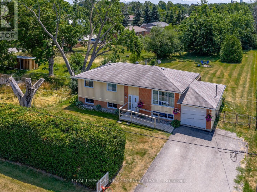 347 LAKELAND CRESCENT, 