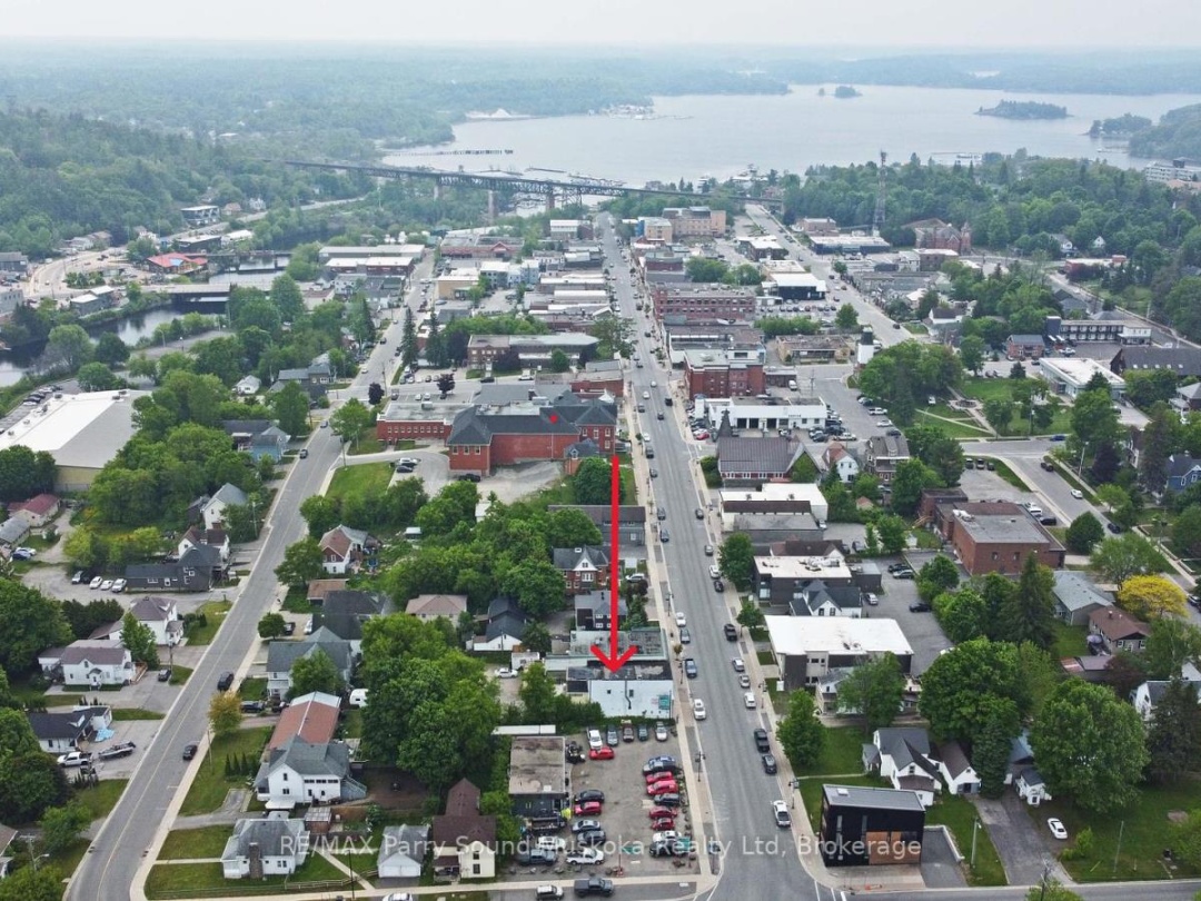 111 JAMES STREET, Parry Sound