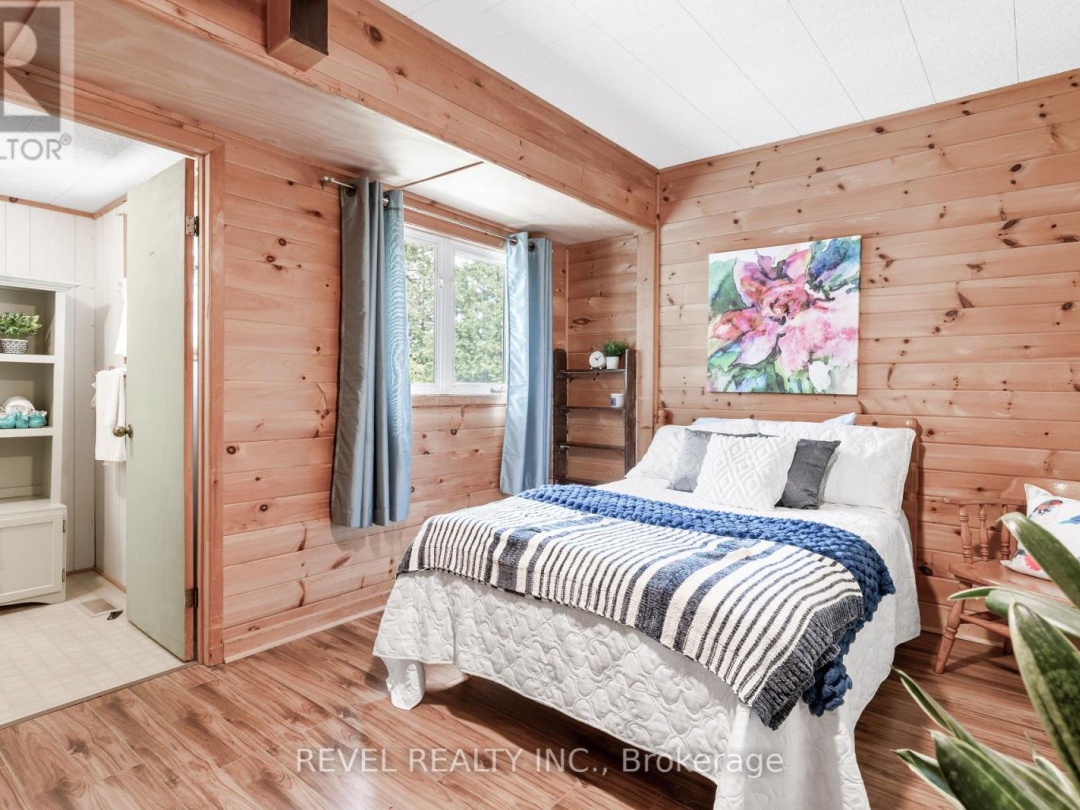 483 LONG BEACH ROAD, Sturgeon Lake