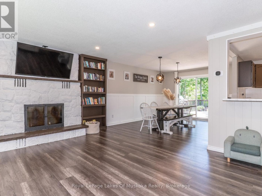 220 ALEXANDER STREET, Gravenhurst (Muskoka (S))