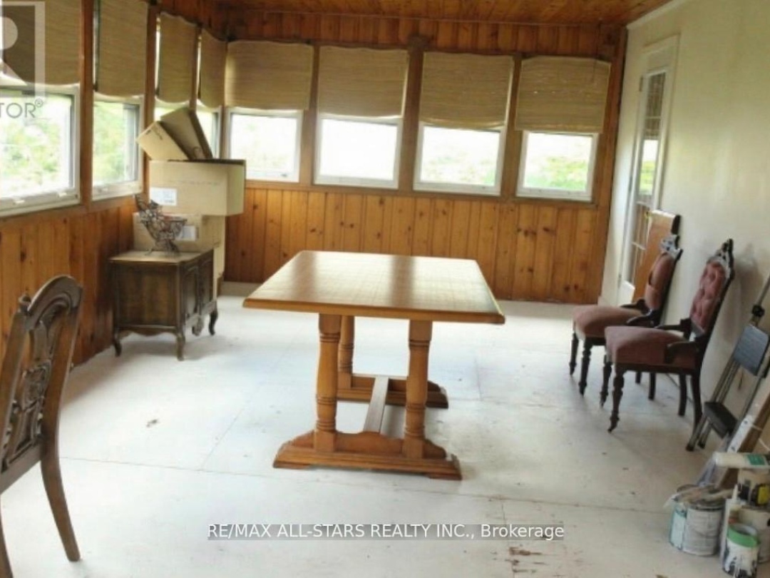 77 BOBCAYGEON ROAD, Minden Hills (Lutterworth)