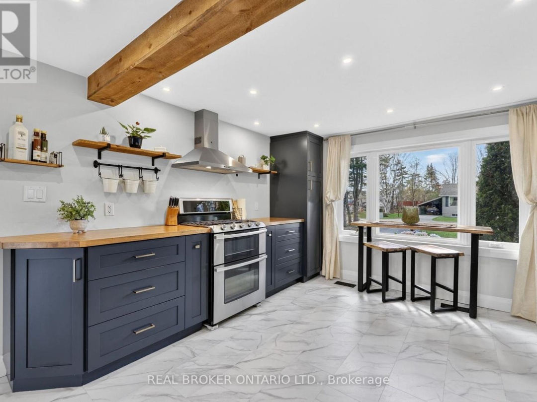 170 GEORGE STREET, Gravenhurst (Muskoka (S))