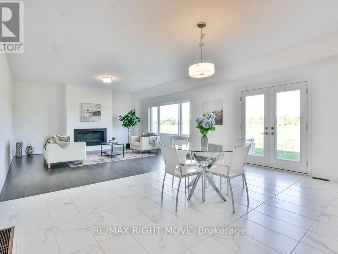 3721 QUAYSIDE DRIVE, Severn (West Shore)