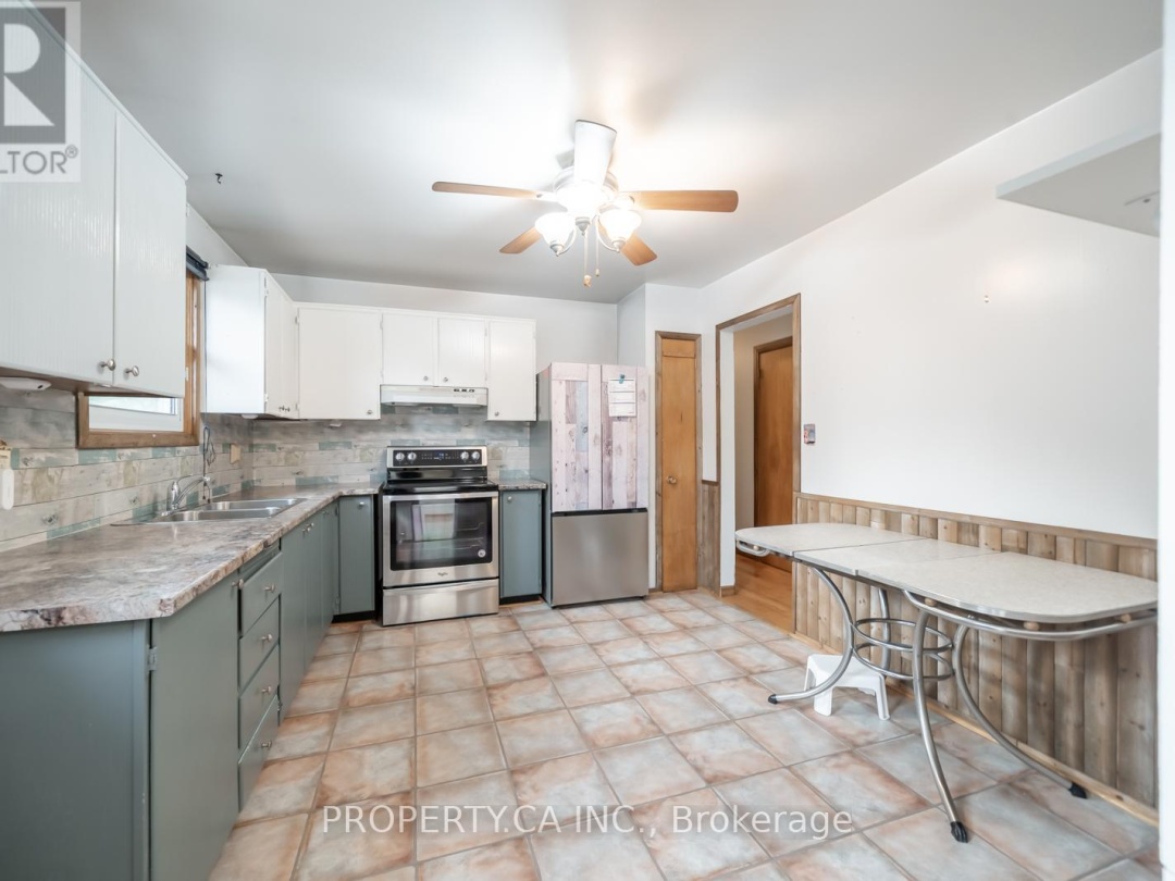 427 JAMIESON DRIVE, 