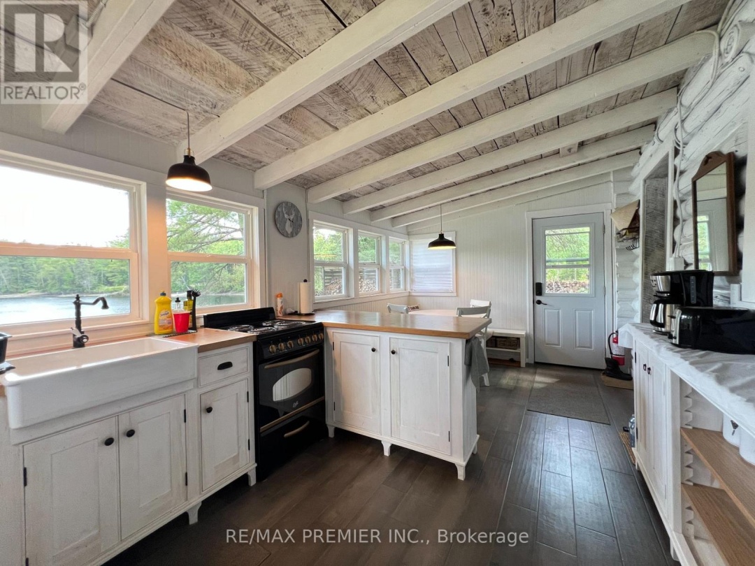 1130 COLONY ROAD, Muskoka River