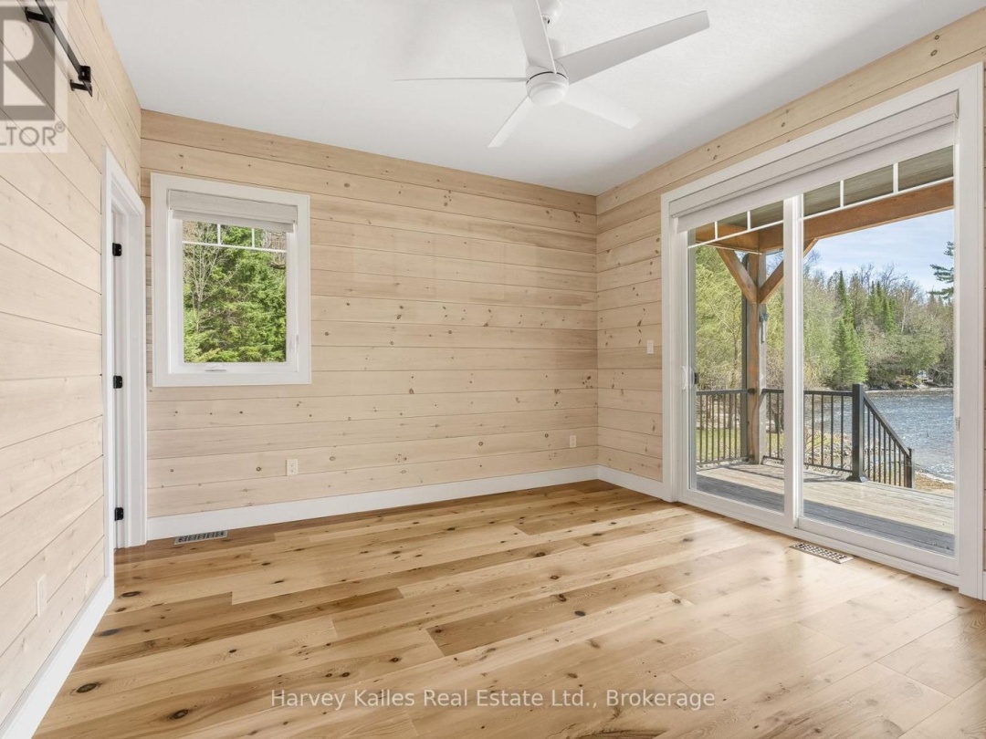 41 SUNSET COVE ROAD, Blackwater Lake