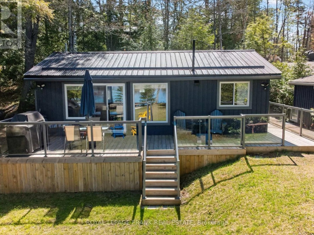 42 SUNSET COURT, Little Bald Lake