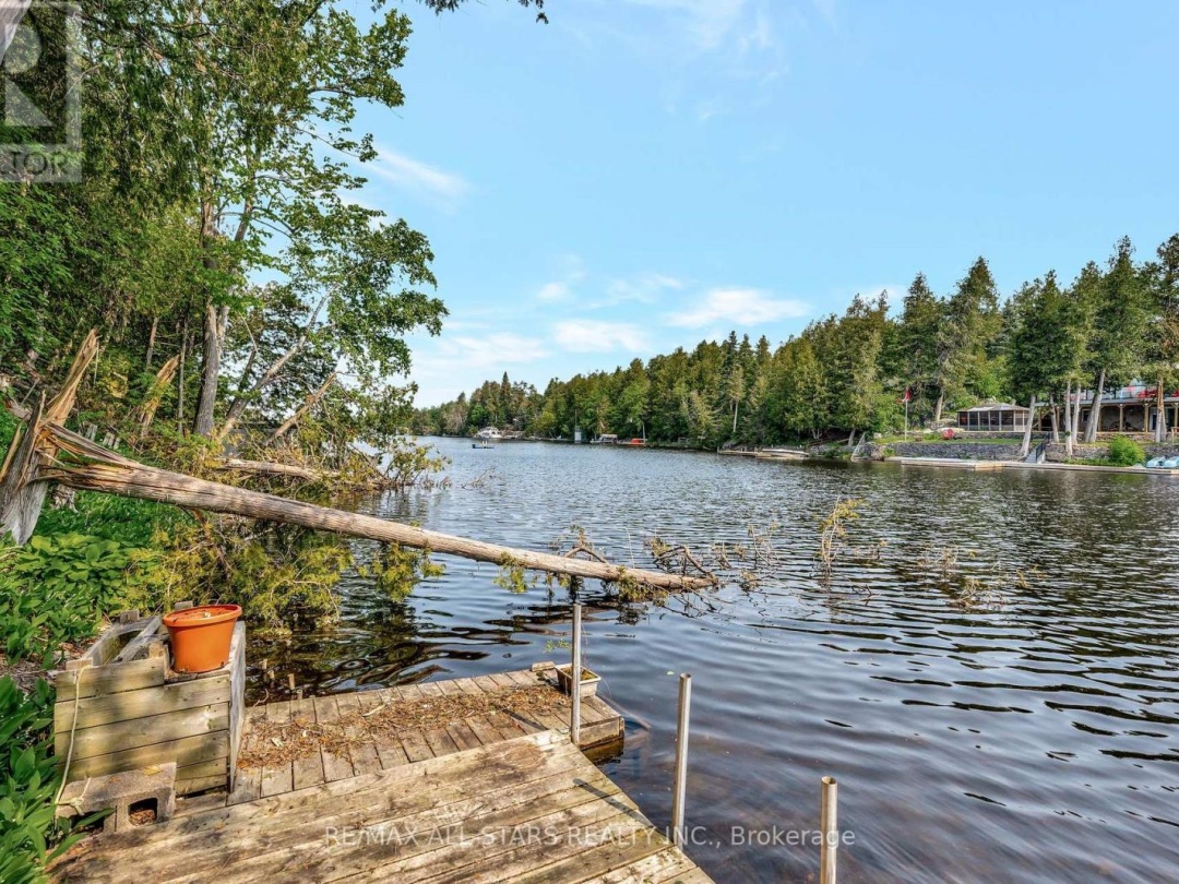 14 WYCHWOOD DRIVE E, Sturgeon Lake
