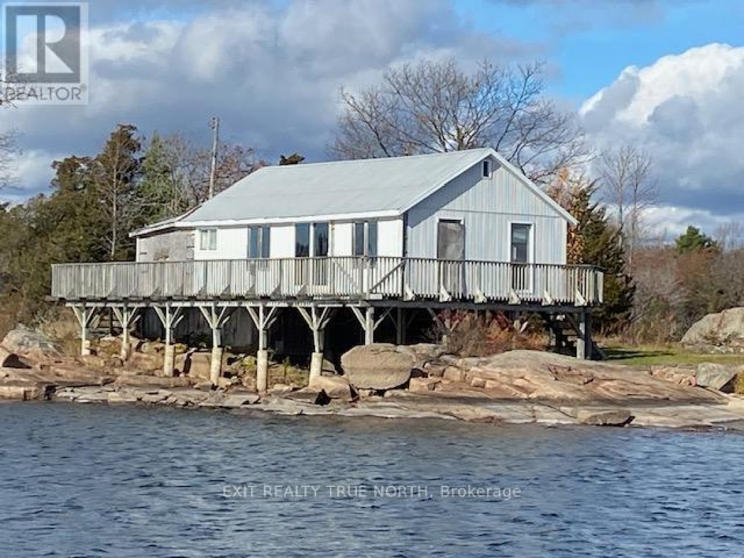 2 Is 320 Georgian, Georgian Lake