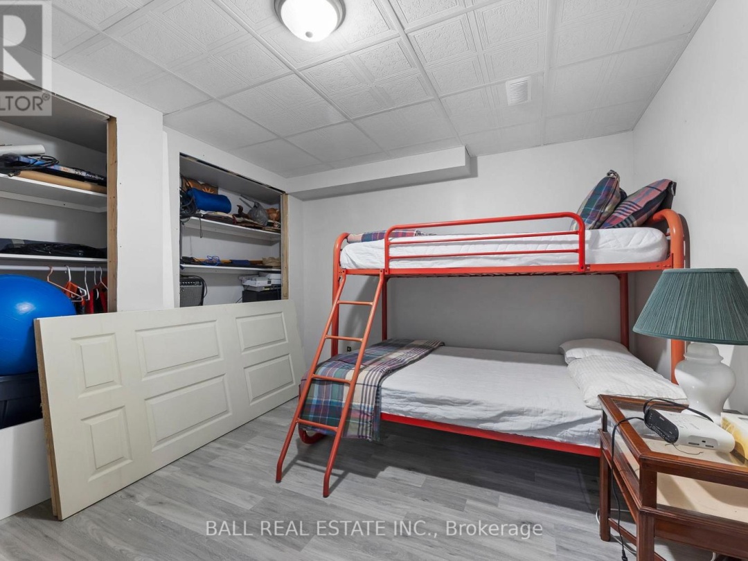 479 EAST CLEAR BAY ROAD, Crystal Lake
