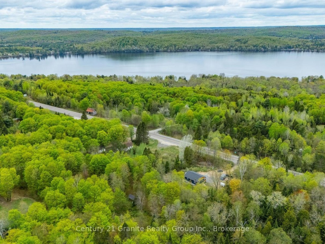 10498 HIGHWAY 118, Algonquin Highlands (Stanhope)