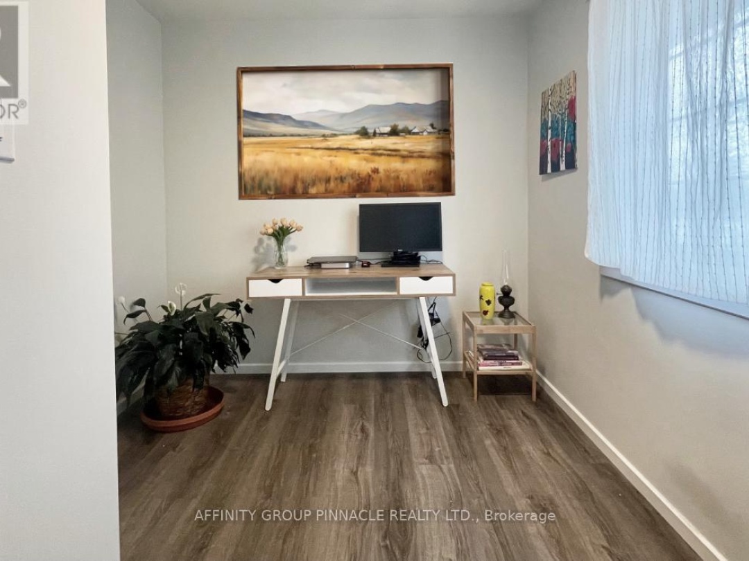 96 PINEWOOD ROAD, McDougall