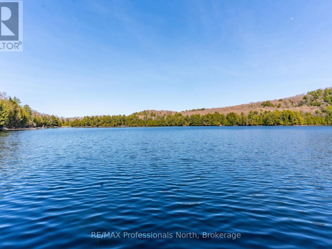 1048 ELK DRIVE, Glen Lake