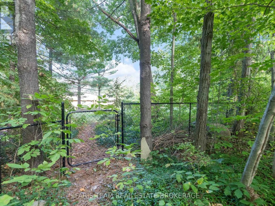 2 BAYSIDE AVENUE, 