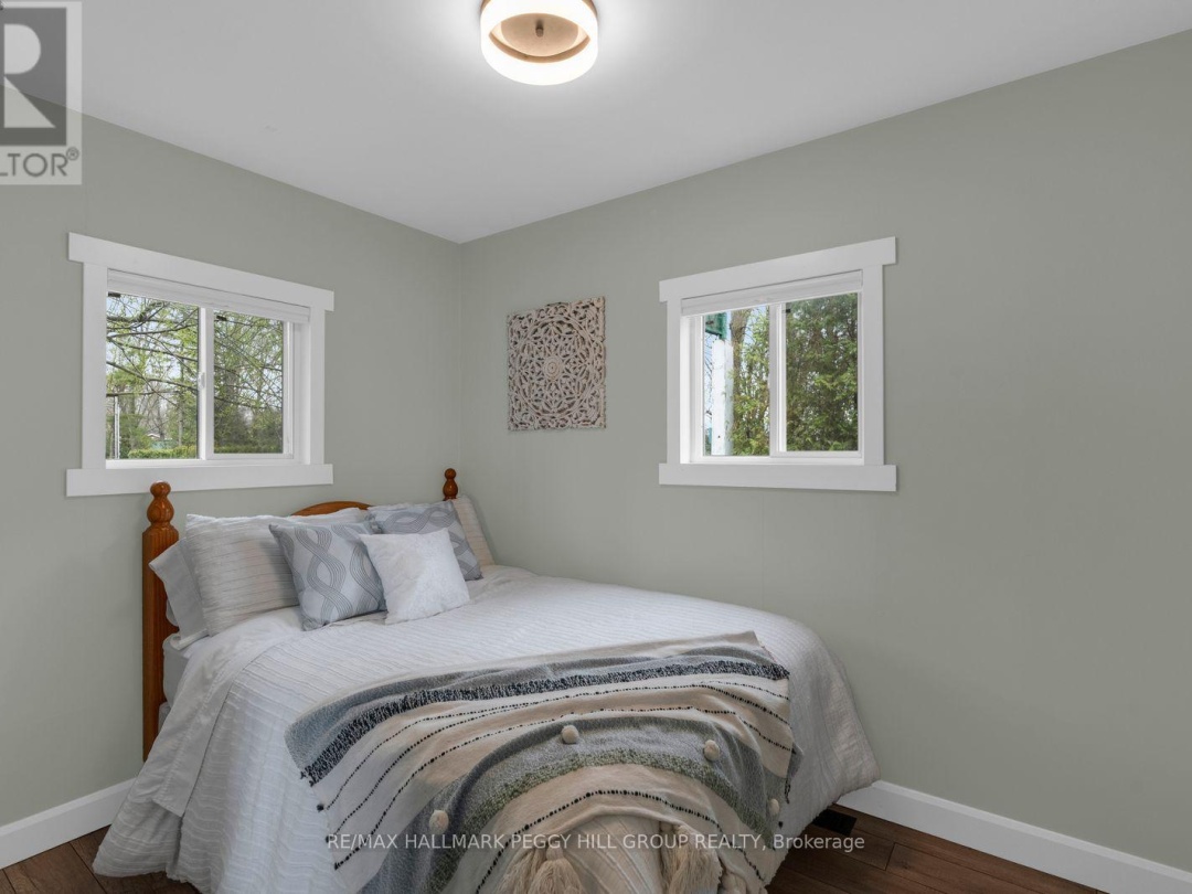 4304 PLUM POINT ROAD, Lake Simcoe