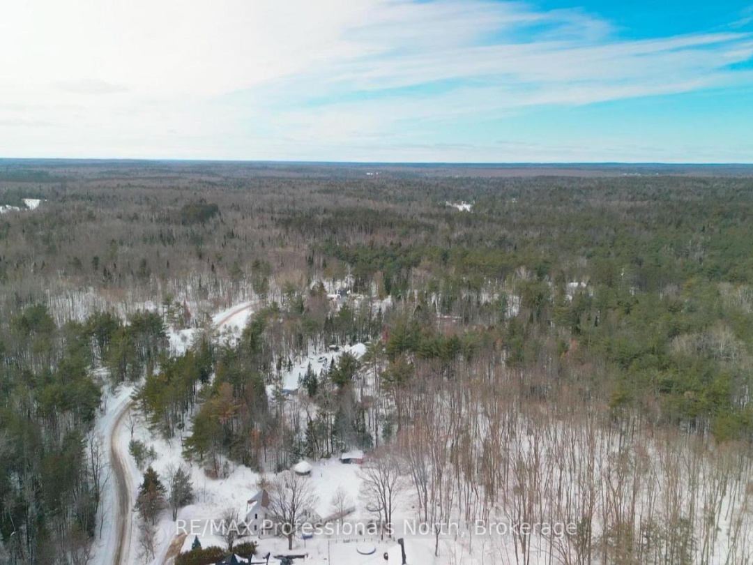 4 DICKSON STREET, Kawartha Lakes (Kinmount)