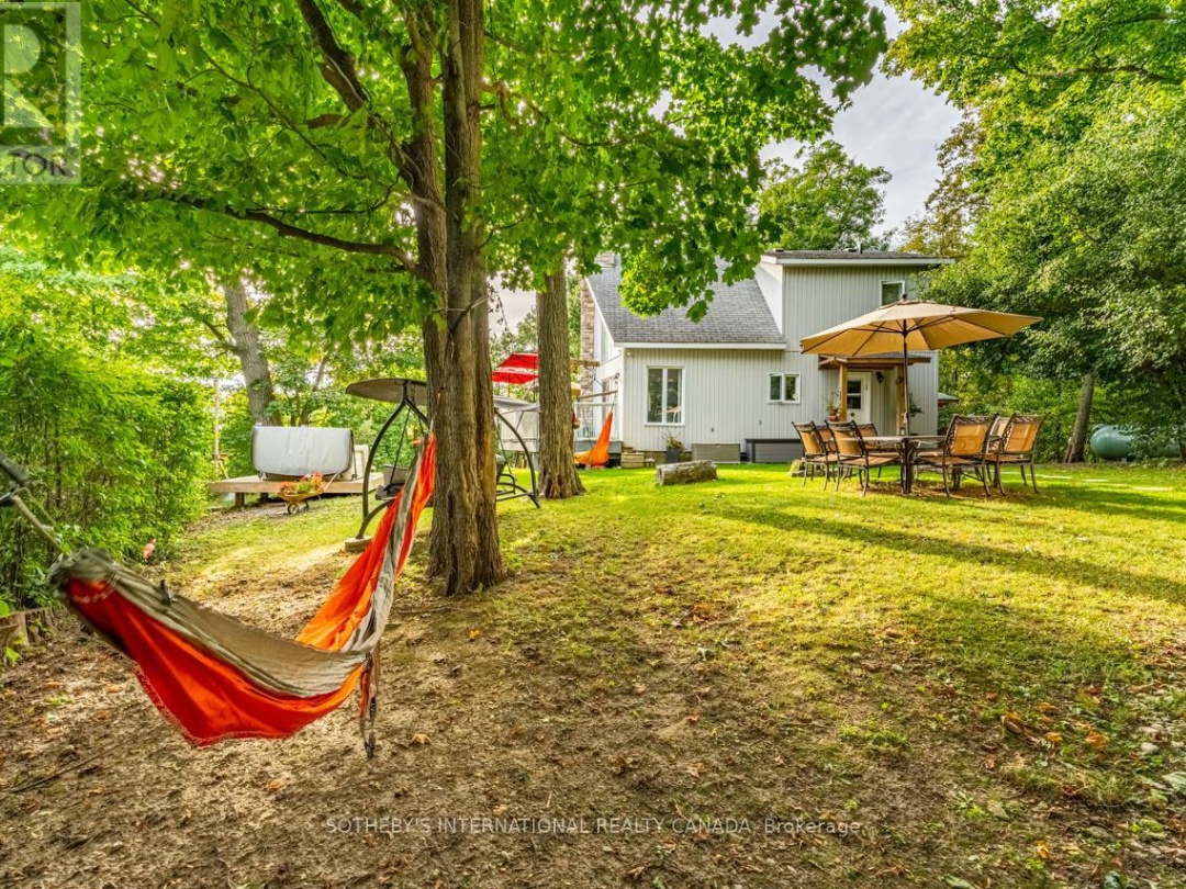 1 & 2 IVY LANE, Lake Simcoe