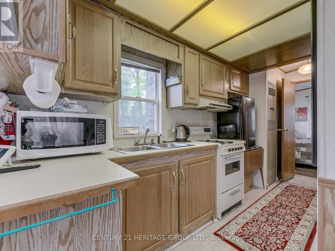 4411 UPPER BIG CHUTE ROAD, 