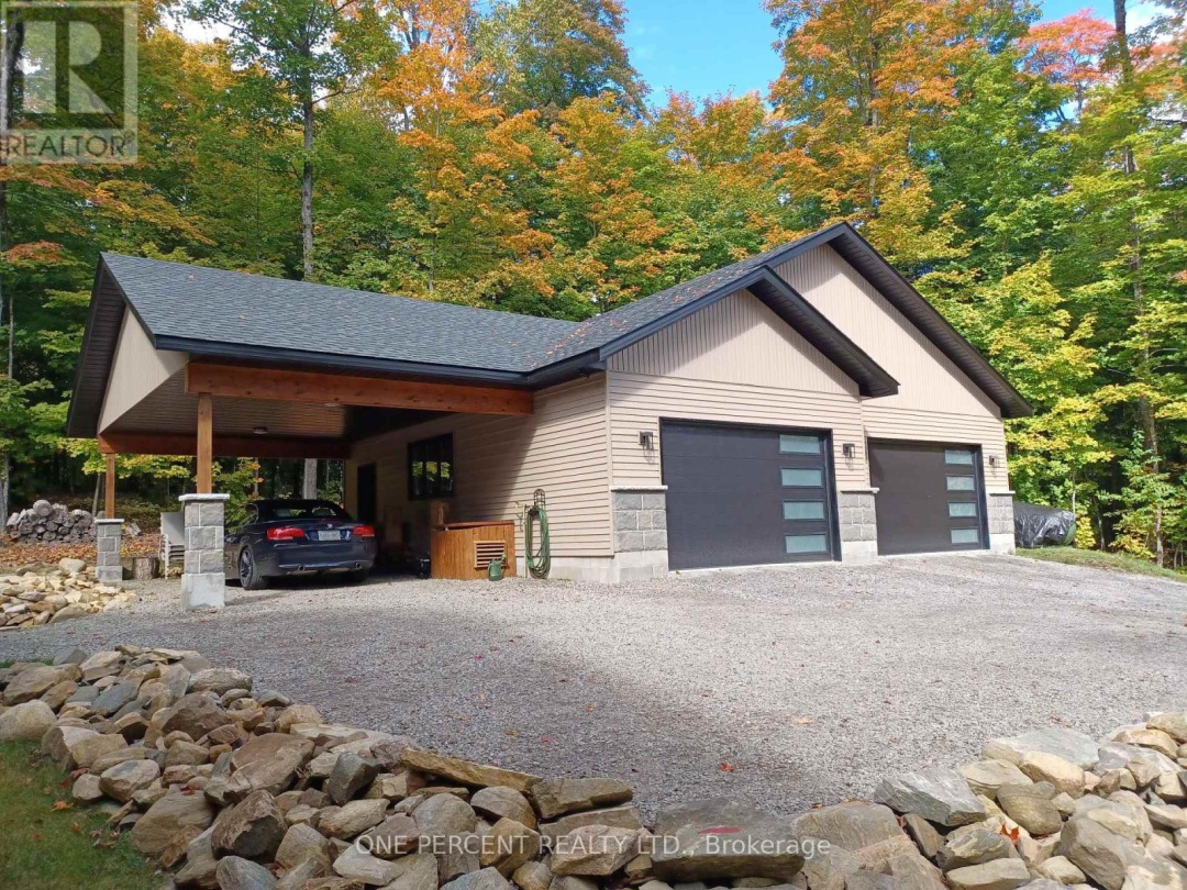 1333 WALKER LAKE DRIVE, Lake of Bays (Sinclair)