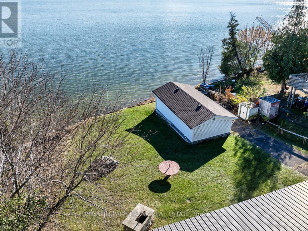 36 Summer Drive, Scugog Lake