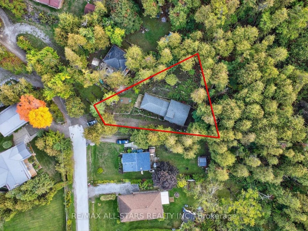 60 ELDER STREET, Sturgeon Lake