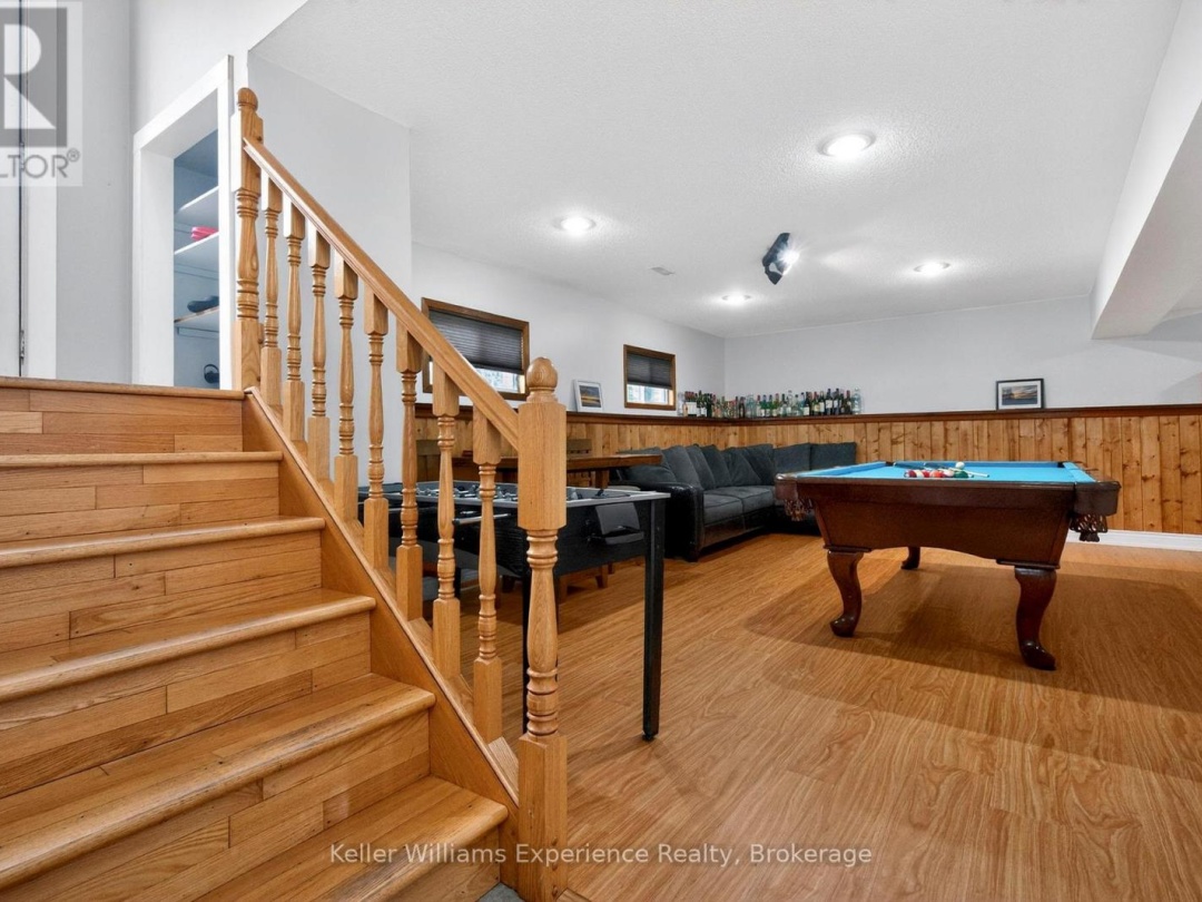 72 BAY STREET, Tay (Victoria Harbour)
