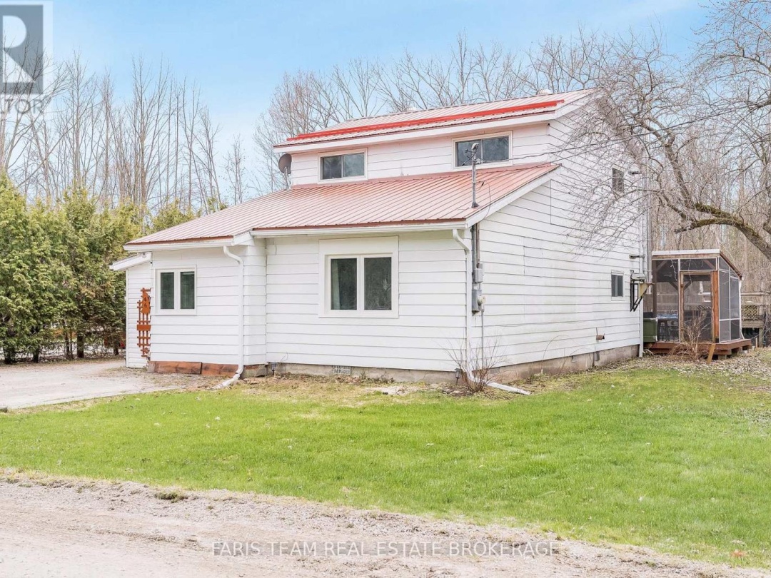 46 HEARTHSTONE DRIVE, Tay