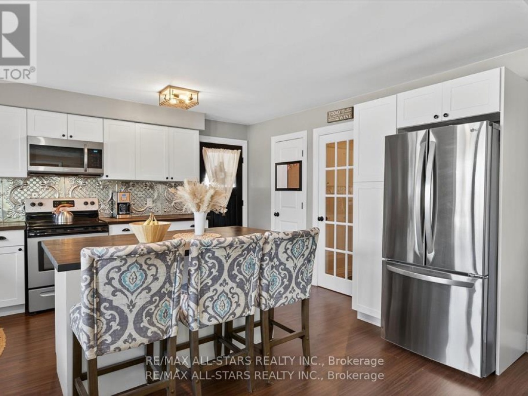 34 WILLIAM STREET, Kawartha Lakes (Bobcaygeon)