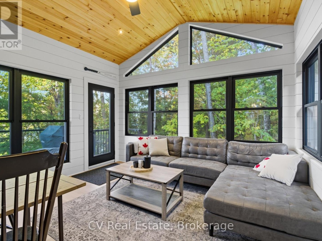 1399 BAYBREEZE LANE, Redstone Lake