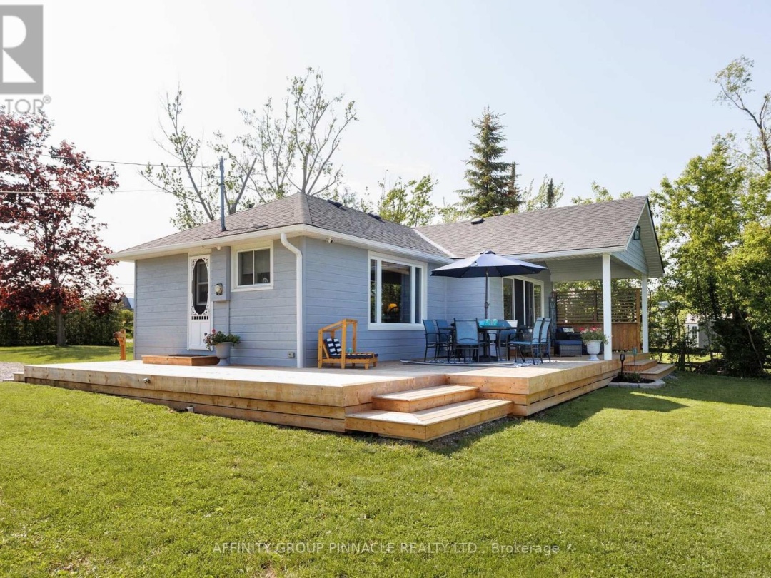 12 GILLIS STREET, Sturgeon Lake