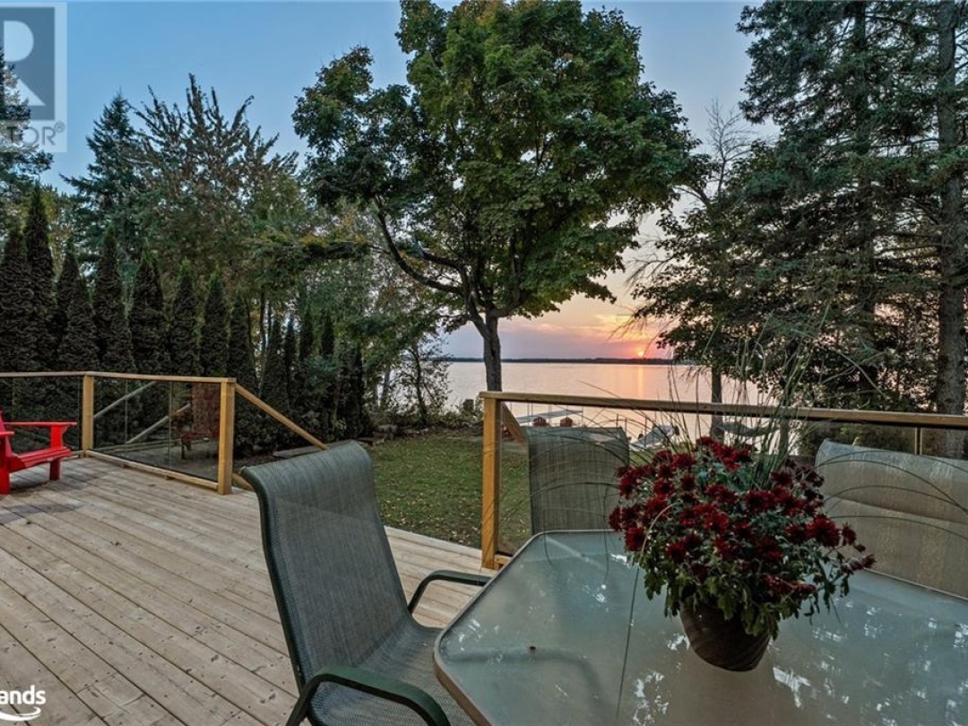 119 Campbell Beach Road, Dalrymple Lake