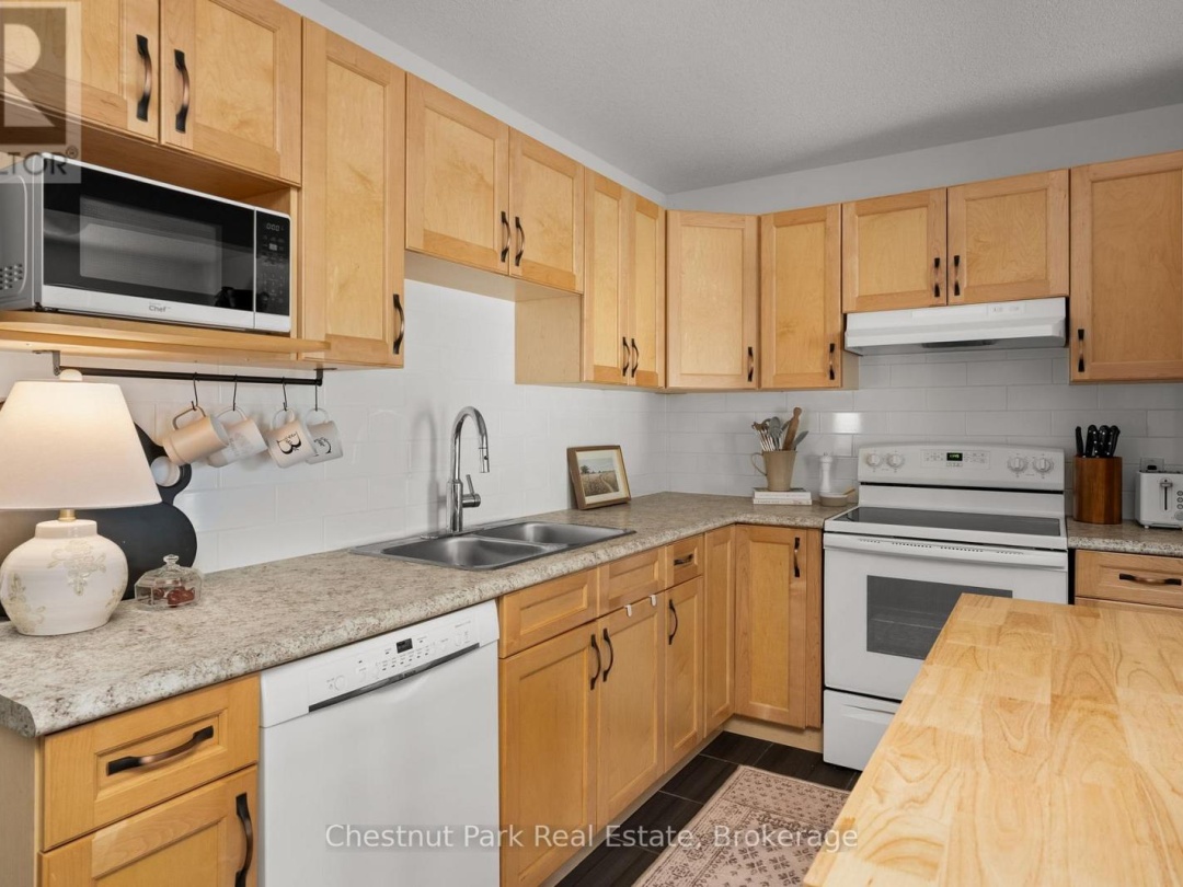 5 BROOKSIDE CROSSING, Huntsville (Chaffey)
