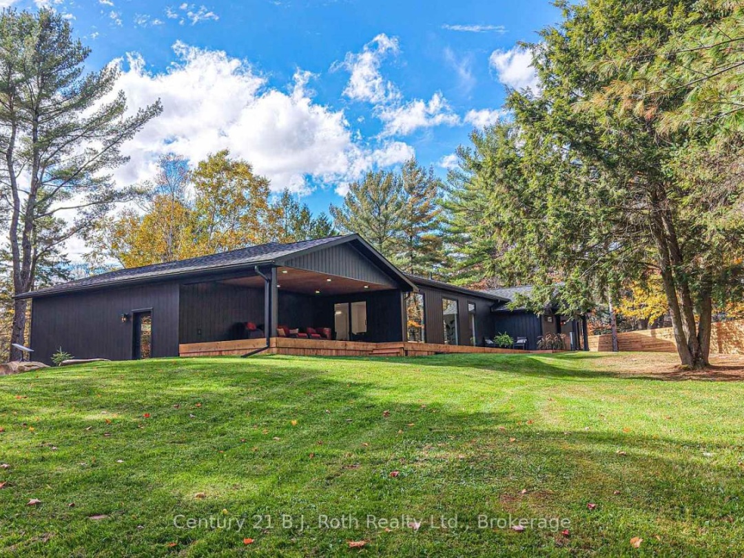 691 SOUTH WASEOSA LAKE ROAD, Huntsville (Chaffey)