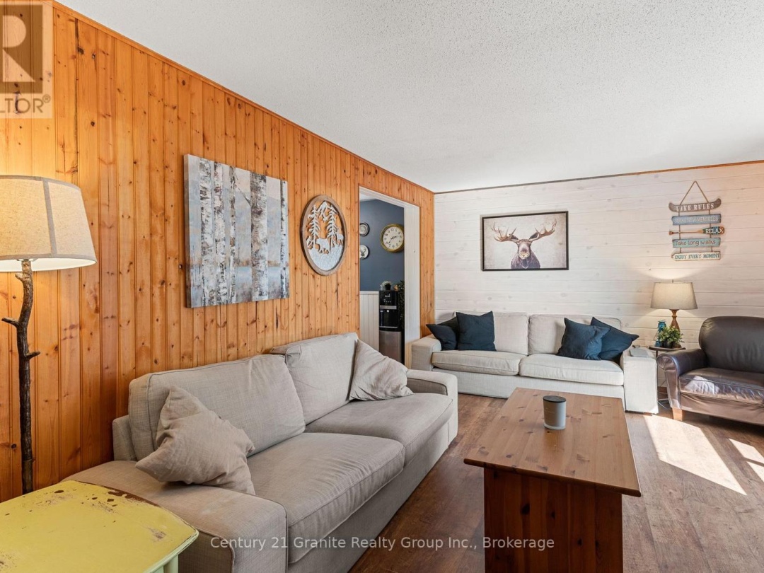 6087 HALIBURTON LAKE ROAD, Haliburton Lake