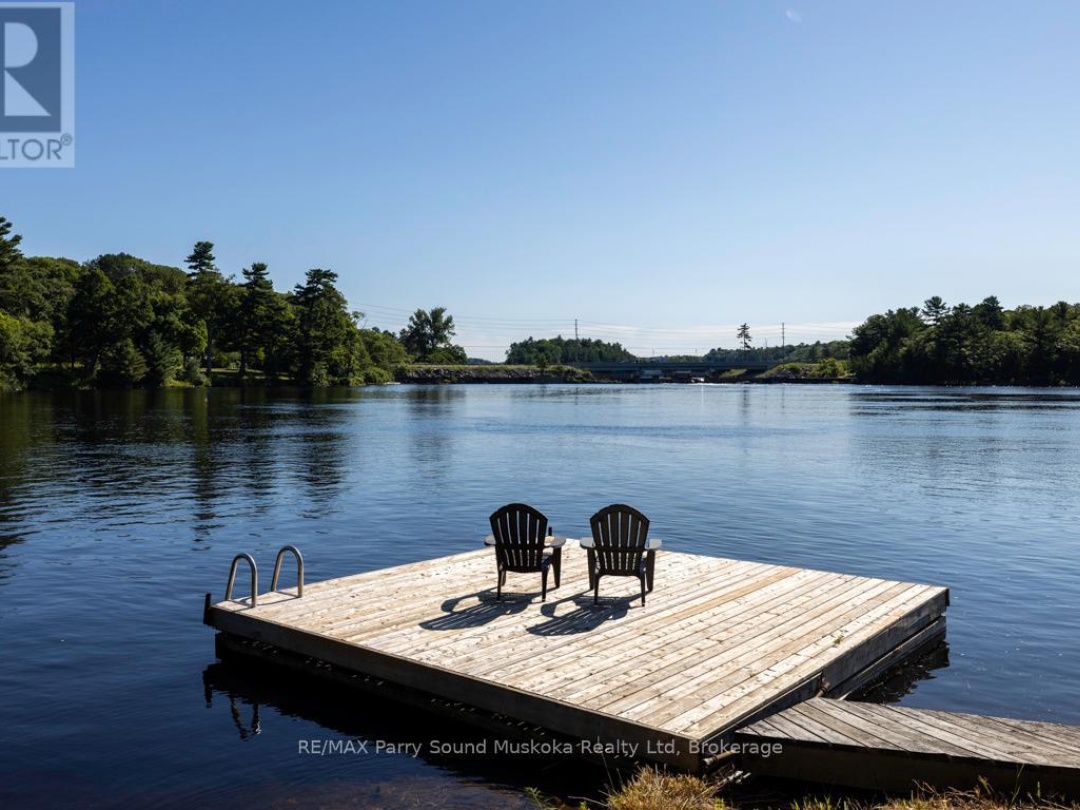 149 WILLIAM STREET, Seguin River