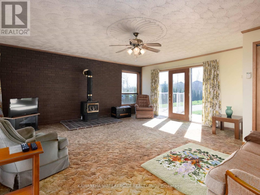 7 REID'S ROAD, Sturgeon Lake