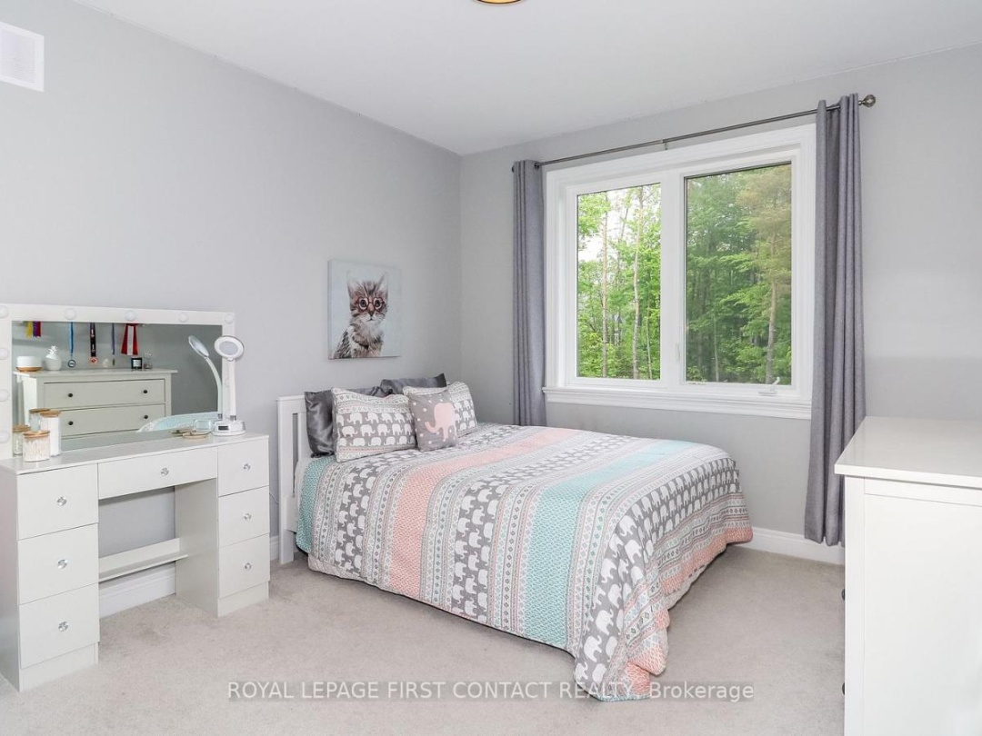 2066 ELANA DRIVE, Severn (Marchmont)