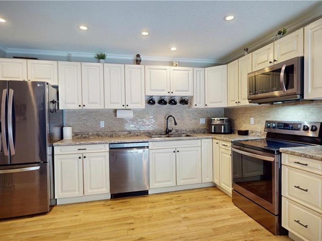 4557 TRENT Trail, 