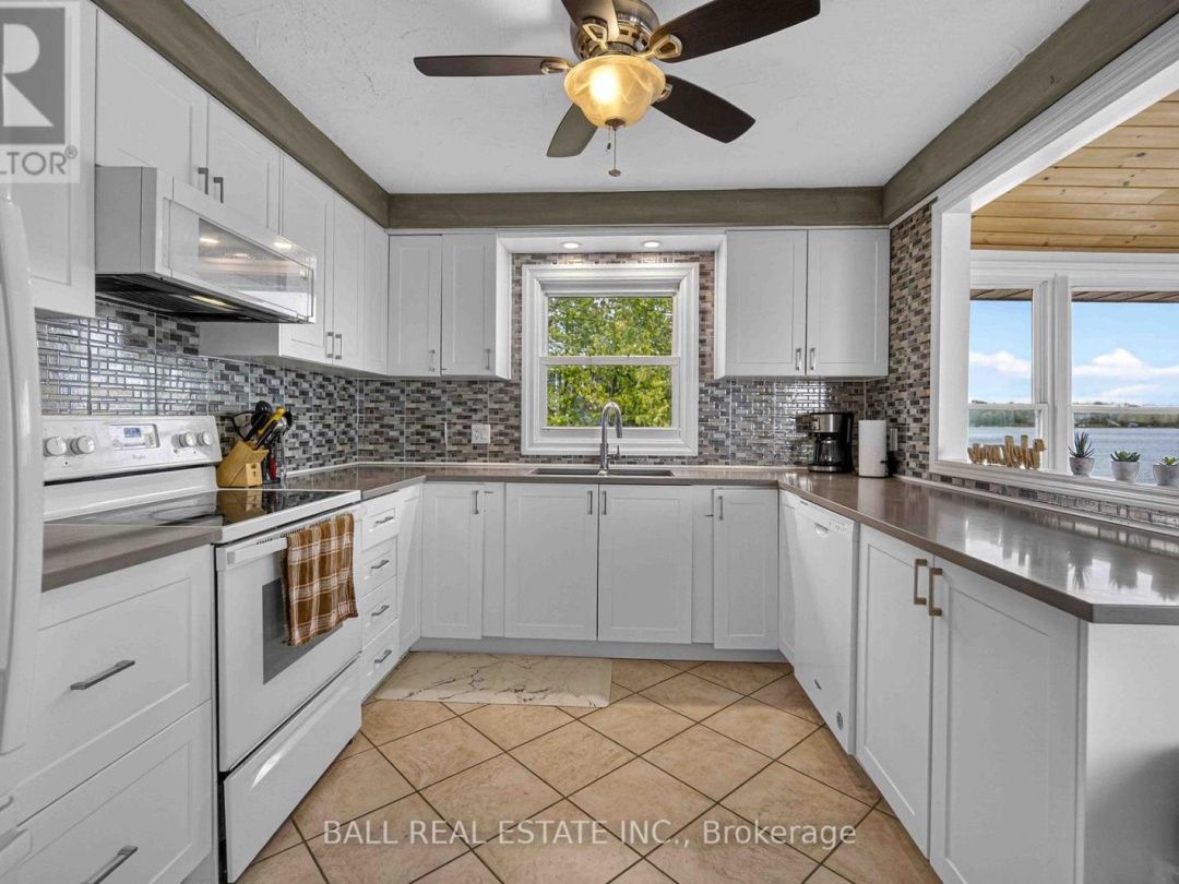 169 FELLS POINT ROAD, Cameron Lake